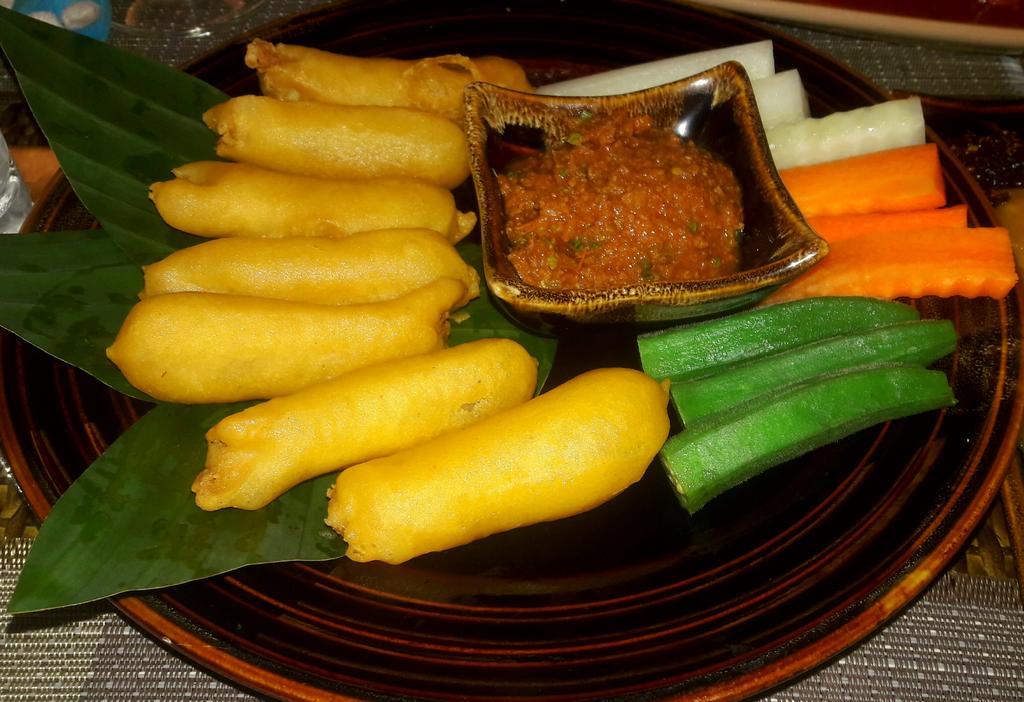 Royal Crown Hotel Yangon Esterno foto